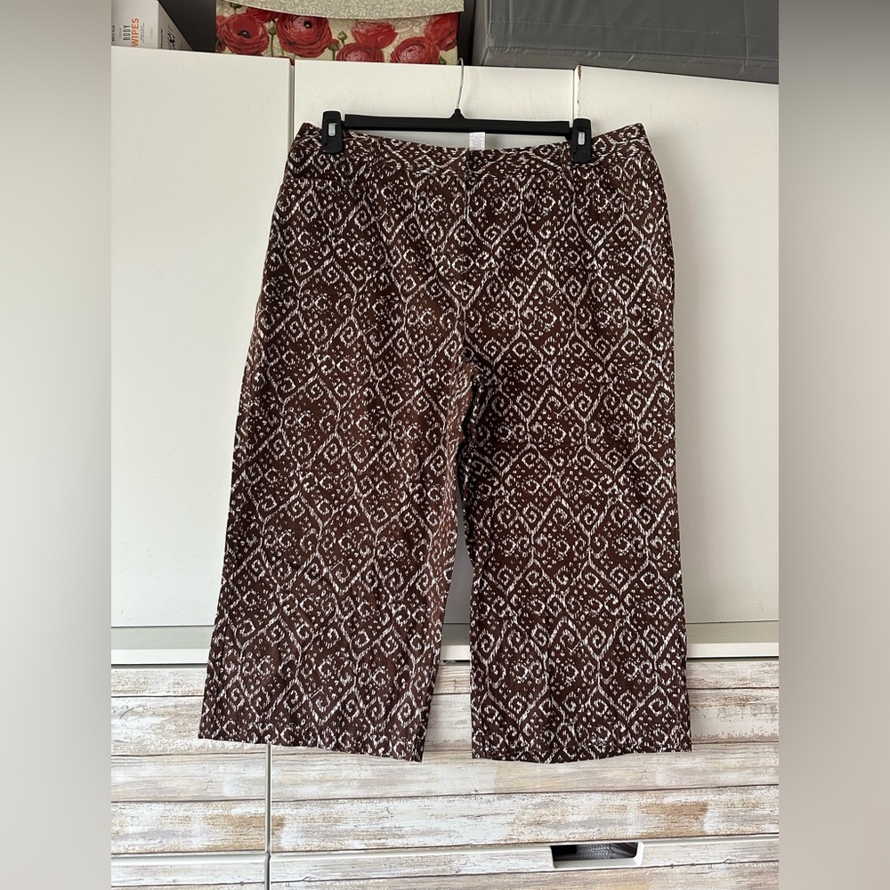 🏌️‍♀️ Charter Club Katherine Fit Brown Print Pedal Pusher Pants Size 16